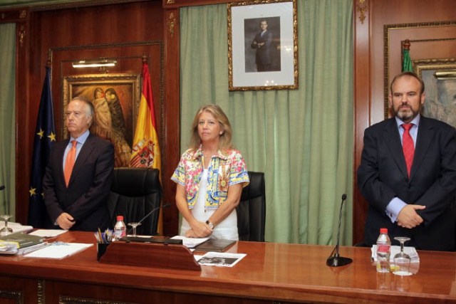 Imagen de la noticia El Pleno aprueba una batería de medidas de rebaja…