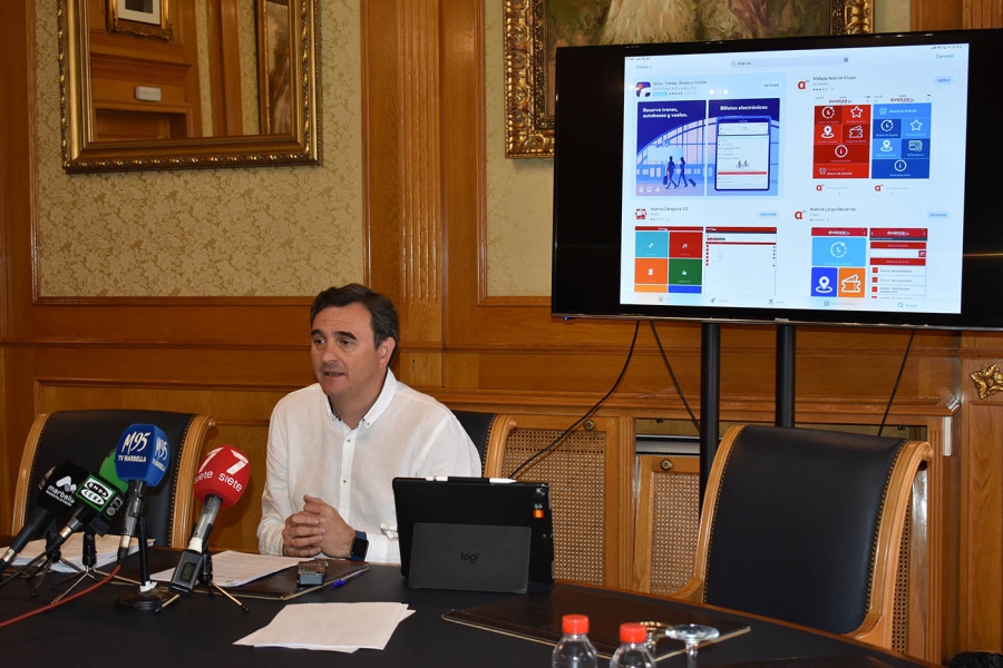 La puesta en marcha de una aplicación móvil permitirá a los usuarios conocer información detallada sobre el nuevo servicio de transporte urbano en Marbella