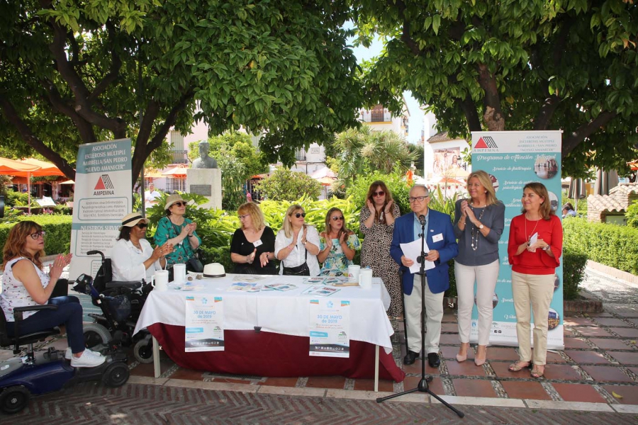 El Ayuntamiento se suma a la celebración del Día Mundial de la Esclerosis Múltiple que reivindica la necesidad de seguir impulsando líneas de investigación