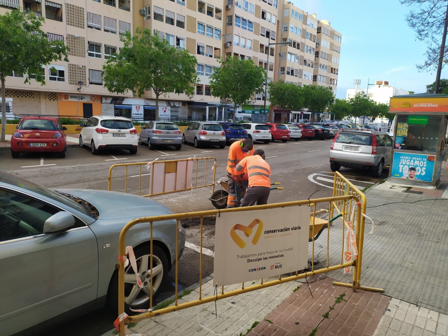 Arrancan las obras en el entorno de calle Serenata para mejorar la movilidad ante la reducción del tránsito de vehículos y peatones por el estado de alarma