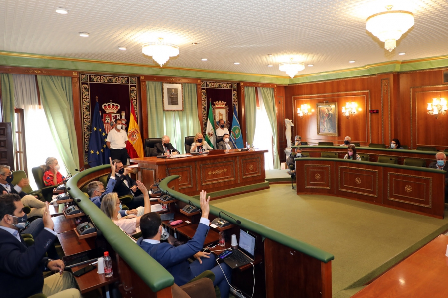 El Pleno del Ayuntamiento de Marbella aprueba la congelación de los impuestos municipales para 2022
