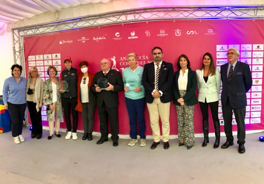La asociación AMMDE brinda reconocimiento en Marbella a cuatro referentes nacionales del golf femenino