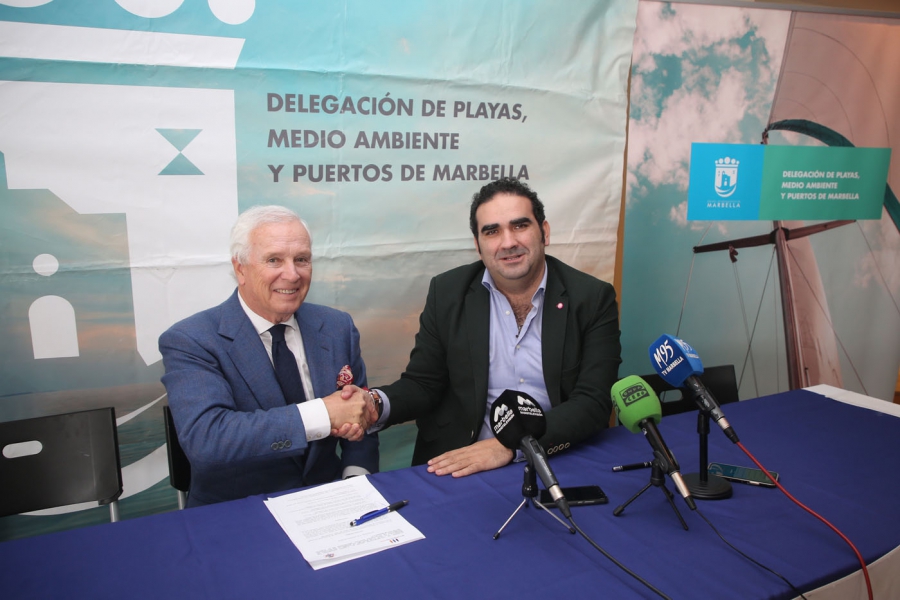 El Puerto Deportivo Virgen del Carmen y el Club Marítimo de Marbella colaborarán para la promoción y realización de actividades náutico-deportivas este año en el recinto portuario