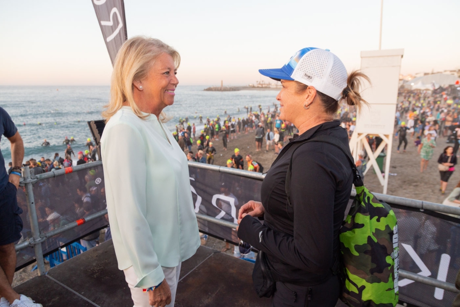 La alcaldesa destaca el “gran impacto promocional y económico” de la quinta edición del Ironman 70.3 Marbella