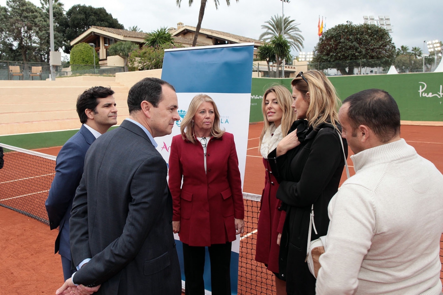 La alcaldesa destaca el apoyo de las empresas locales a la Copa Davis en un acto con patrocinadores
