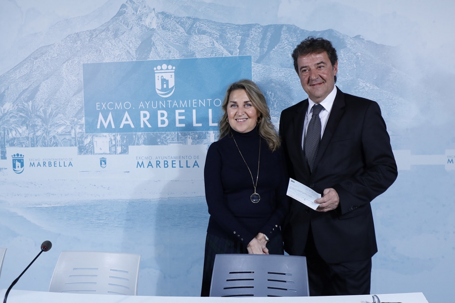 El Ayuntamiento recibe de Casino Marbella cerca de 4.500 euros por el valor de las fichas extraviadas en 2019, que destinará a proyectos sociales