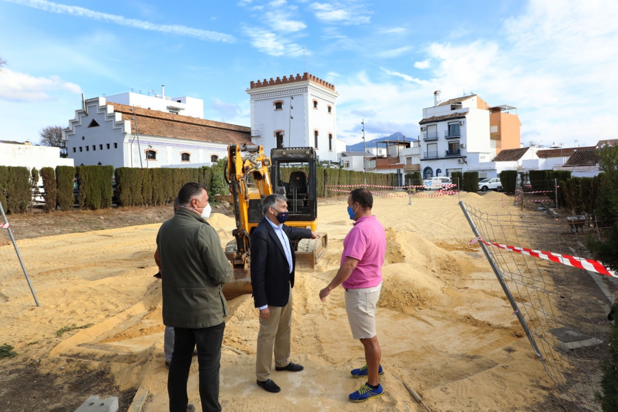 El Ayuntamiento creará una pista multideportiva en el barrio de El Ingenio de San Pedro Alcántara