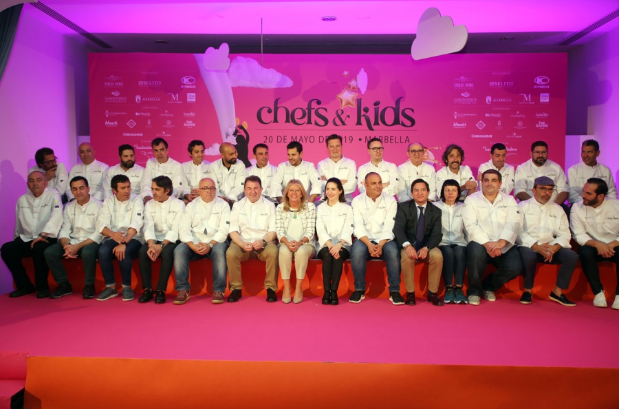 La alcaldesa reivindica en la apertura del Chefs&Kids “la gastronomía como un valor añadido para el turismo, ámbito en el que Marbella es un gran referente”