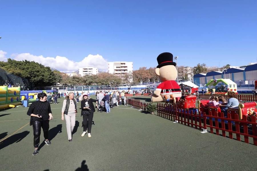 Más de 25.000 personas pasarán por el Parque Mágico de Navidad que el Ayuntamiento ha instalado en el complejo deportivo Antonio Serrano Lima