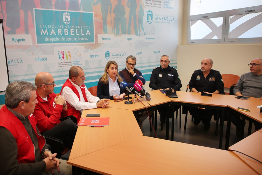 Marbella se anticipa a las primeras olas de frío y coordina los recursos para atender a las personas sin hogar ante situaciones climatológicas extremas