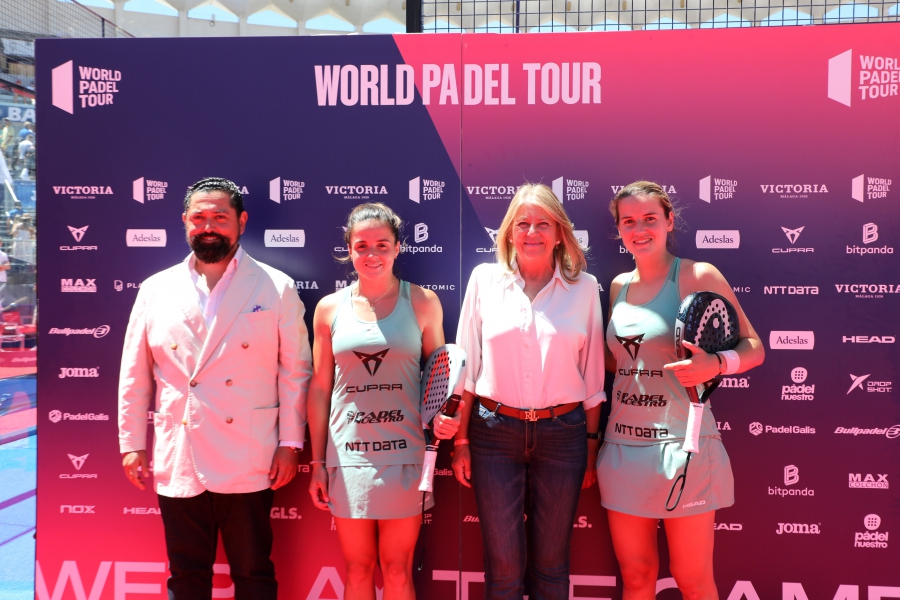 La alcaldesa asiste a la final del primer master de la temporada del World Padel Tour 2022, que se ha celebrado en Marbella