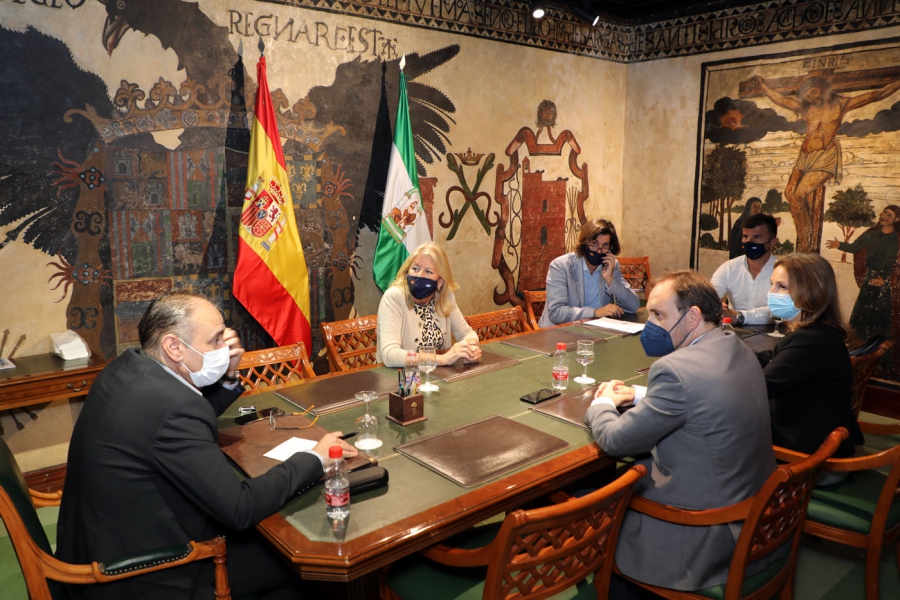 La alcaldesa se reúne con la Junta para avanzar en el proyecto del nuevo Palacio de Justicia de Marbella