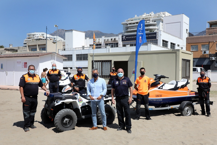 El Ayuntamiento refuerza el operativo en las playas de Protección Civil con una base logística a pie de arena y dos nuevas motos acuáticas