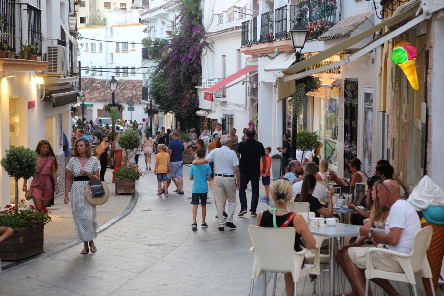 Marbella inicia una campaña turística de promoción en Europa para la captación de clientes durante la temporada baja