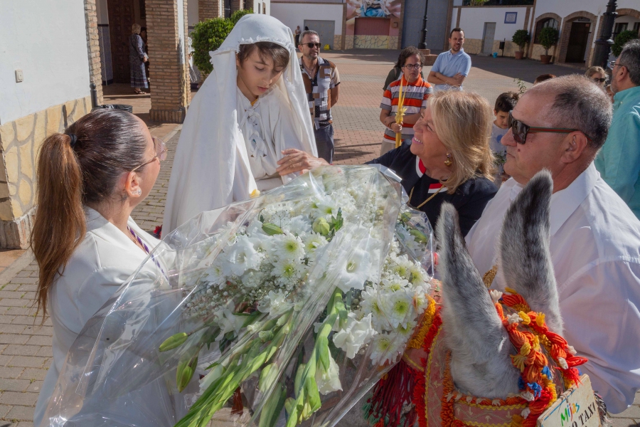 Nueva Andalucía inaugura el Domingo de Ramos con su tradicional Pollinica Viviente