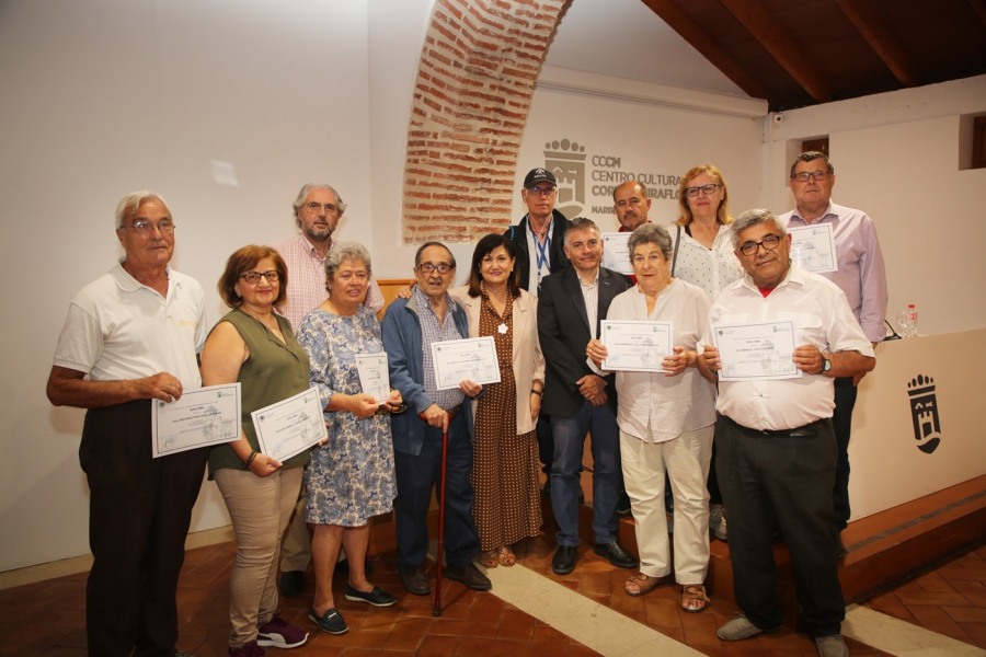 El Aula de Mayores de la Universidad de Málaga se clausura con la entrega de diplomas a los participantes y se consolida en Marbella tras doce años de trayectoria