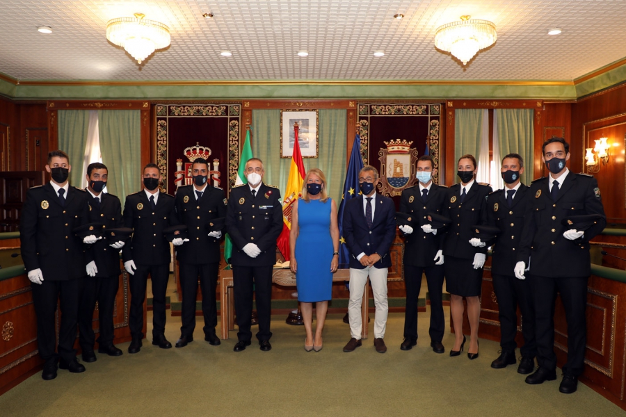 Ocho nuevos agentes se incorporan a la plantilla de la Policía Local de Marbella tras superar su periodo de formación en la academia