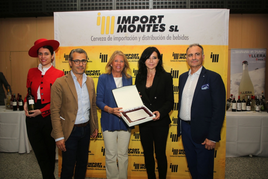 El Palacio de Congresos acoge una nueva edición de la Feria de Muestras de Import Montes con la participación de medio centenar de empresas