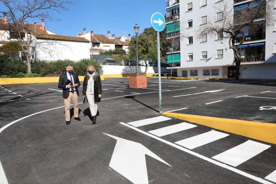San Pedro Alcántara incorpora 40 plazas de estacionamiento en el casco urbano con el acondicionamiento de un parking en superficie ubicado en la calle Tolox