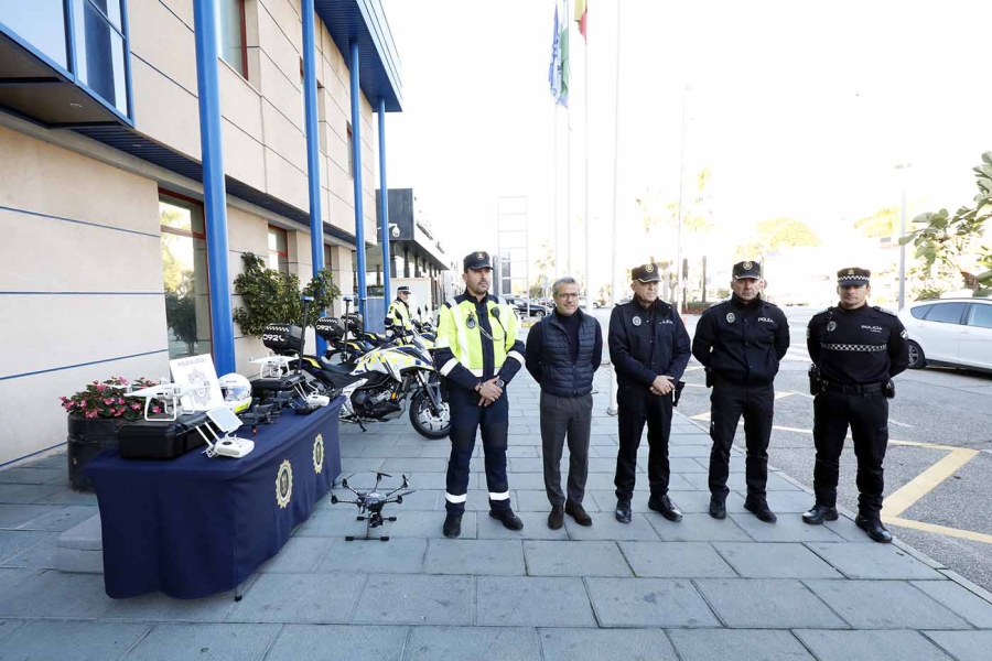 El Ayuntamiento refuerza las unidades de tráfico y de drones de la Policía Local con cinco nuevas motocicletas y dos dispositivos aéreos de última tecnología