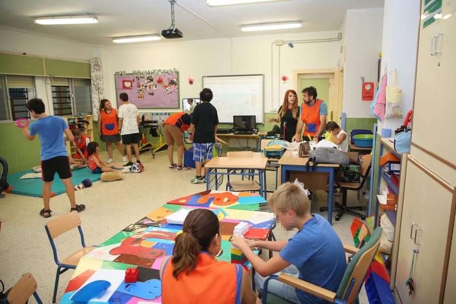 San Pedro Alcántara pone en marcha su primera Escuela de Verano adaptada a los alumnos de las aulas específicas