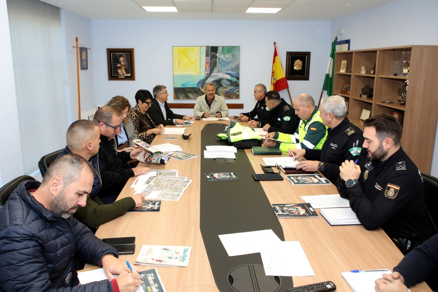 El Ayuntamiento desarrolla un dispositivo especial de seguridad en Navidad con 170 policías locales de refuerzo al servicio ordinario y en coordinación con otros cuerpos de emergencia