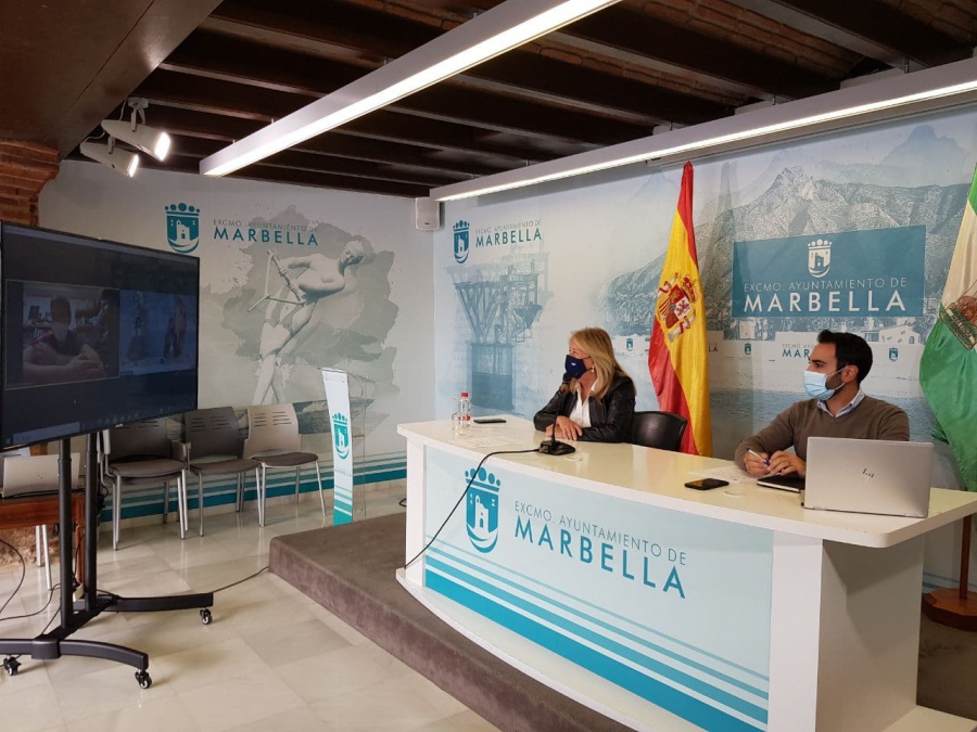 La alcaldesa destaca el compromiso y el esfuerzo de las residencias de mayores de Marbella frente a la epidemia del Covid-19