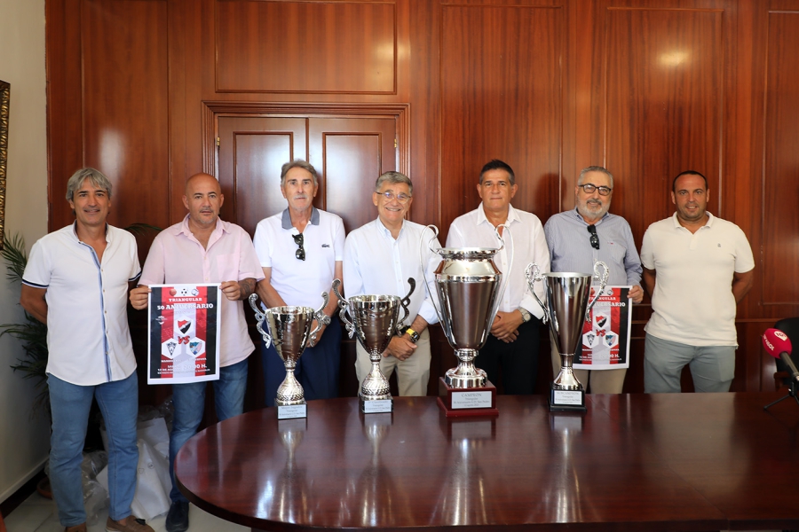 El estadio municipal Antonio Naranjo albergará el 12 de agosto un triangular con motivo del 50 aniversario de la UD San Pedro en el que también participarán el Marbella FC y el CD Estepona