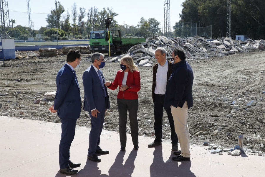 El Ayuntamiento inicia los trabajos para dotar al municipio del primer Centro de Tecnificación Deportiva con una piscina y una pista de atletismo homologadas para albergar eventos de primer nivel