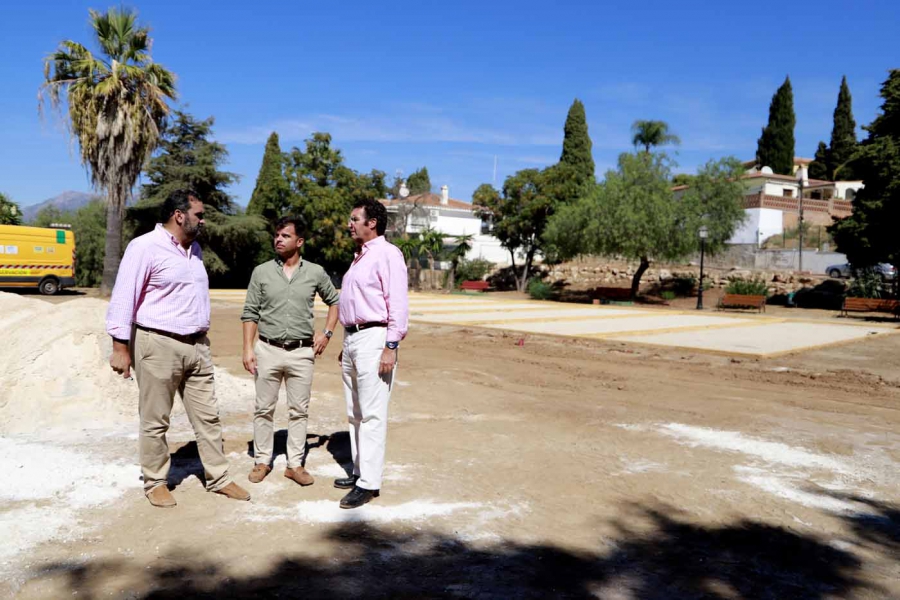 El Ayuntamiento acomete la remodelación integral de las pistas de petanca Ericks Plan de Las Chapas para ampliar el área de juego y habilitar nuevas plazas de aparcamiento