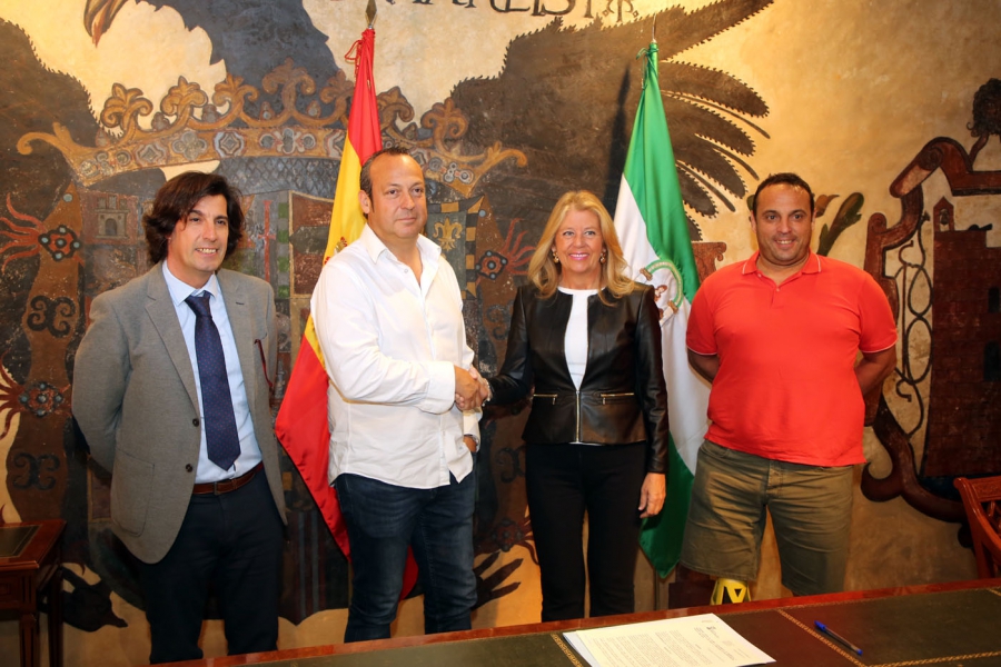 El Ayuntamiento firma sendos convenios de colaboración con el Marbella Rugby Club y el CB Marbella con una subvención total de 60.000 euros para contribuir a sus proyectos deportivos