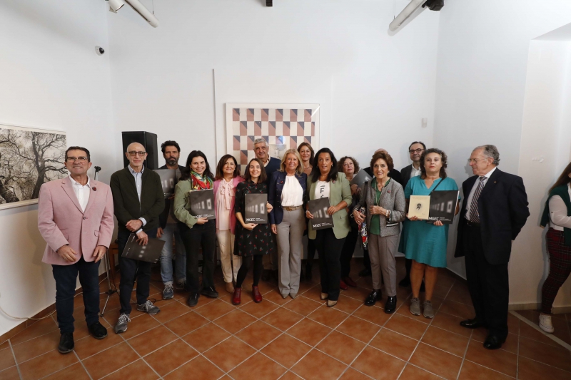La alcaldesa resalta en la celebración del 30 aniversario del Museo del Grabado Español Contemporáneo que Marbella cuenta “con una joya cultural que se ha consolidado como referente del circuito expositivo”