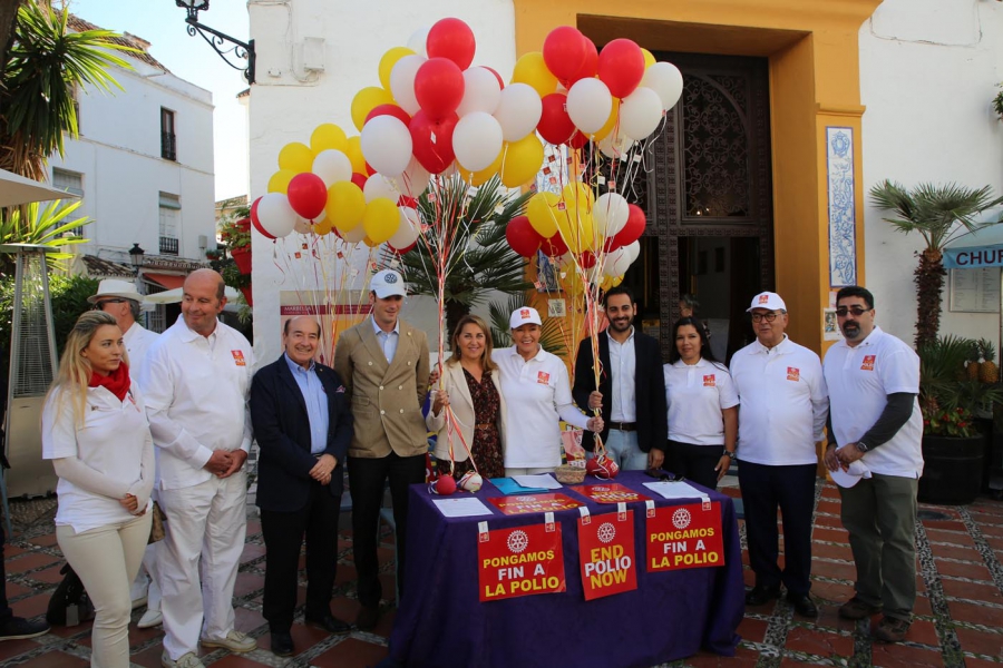 El Ayuntamiento acompaña al Rotary Club de Marbella en el Día Mundial contra la Polio