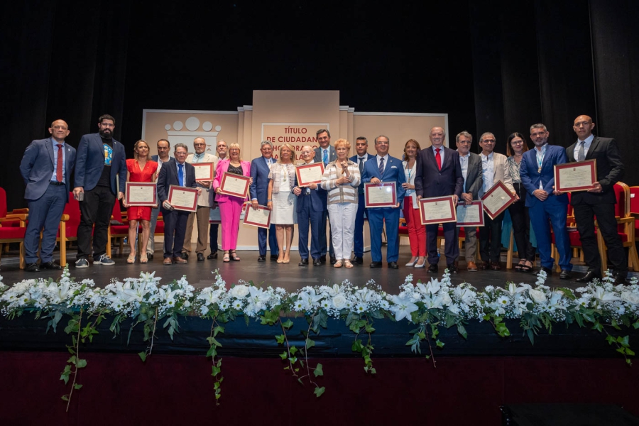 El Ayuntamiento distingue como Ciudadanos Honorarios a 17 vecinos que “con su trayectoria personal y profesional engrandecen a Marbella y San Pedro Alcántara”