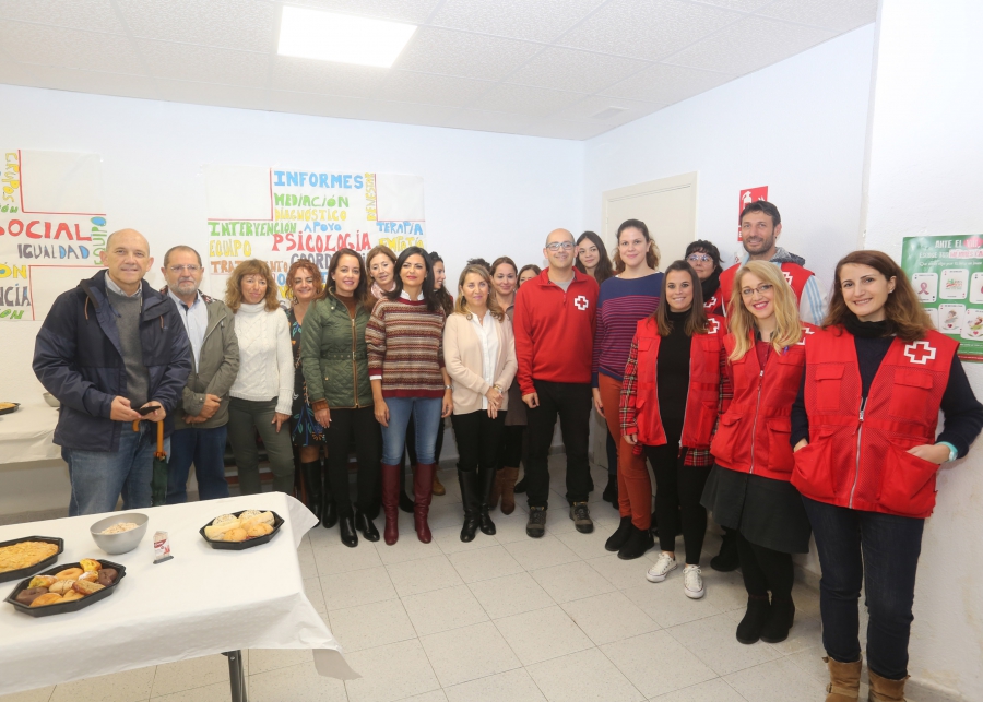 El Centro de Inclusión Social celebra unas jornadas de puertas abiertas para dar a conocer sus servicios, “que son un ejemplo en Andalucía”
