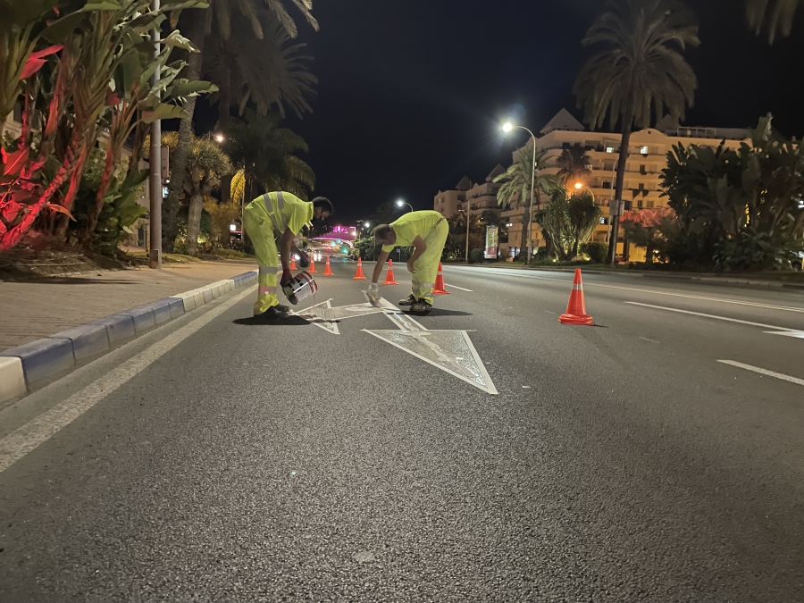 El Ayuntamiento inicia un plan de trabajos para la renovación de la señalización horizontal con el propósito de mejorar la movilidad y la seguridad vial en el término municipal