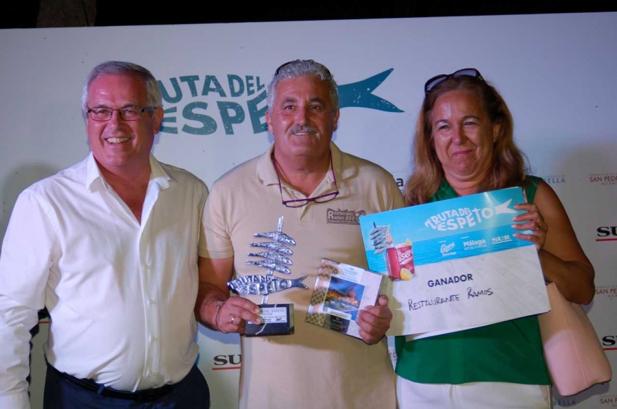 El teniente alcalde de San Pedro acude a la entrega de premios de la segunda edición de la Ruta del Espeto