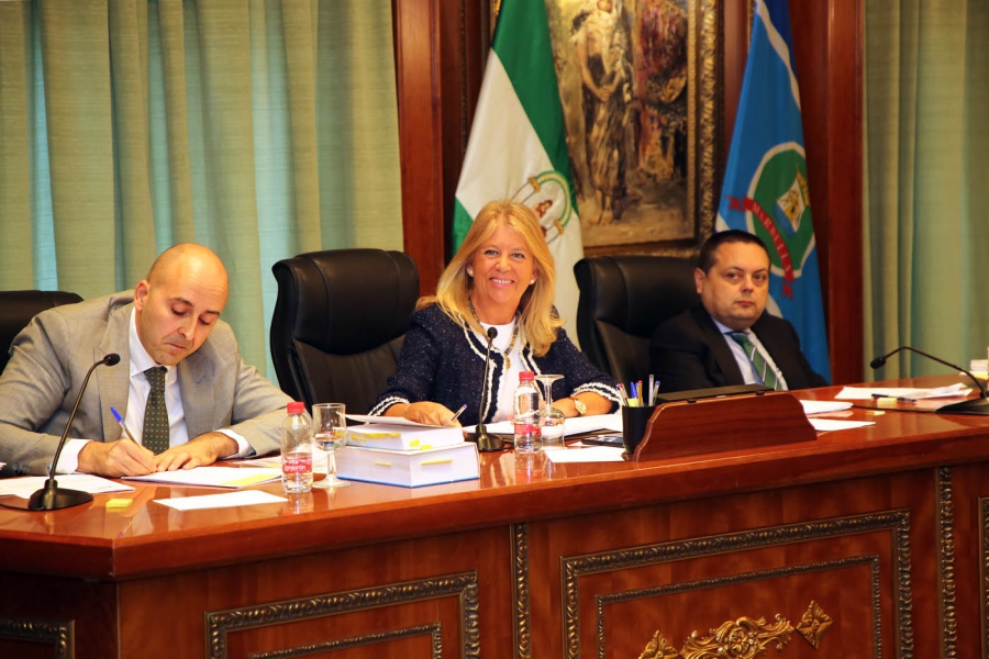 El Pleno avala la firma del convenio con el Ministerio de Hacienda que permitirá recuperar más de 2,7 millones de euros para reforzar turísticamente la marca Marbella y ejecutar un Plan Municipal de Aparcamientos