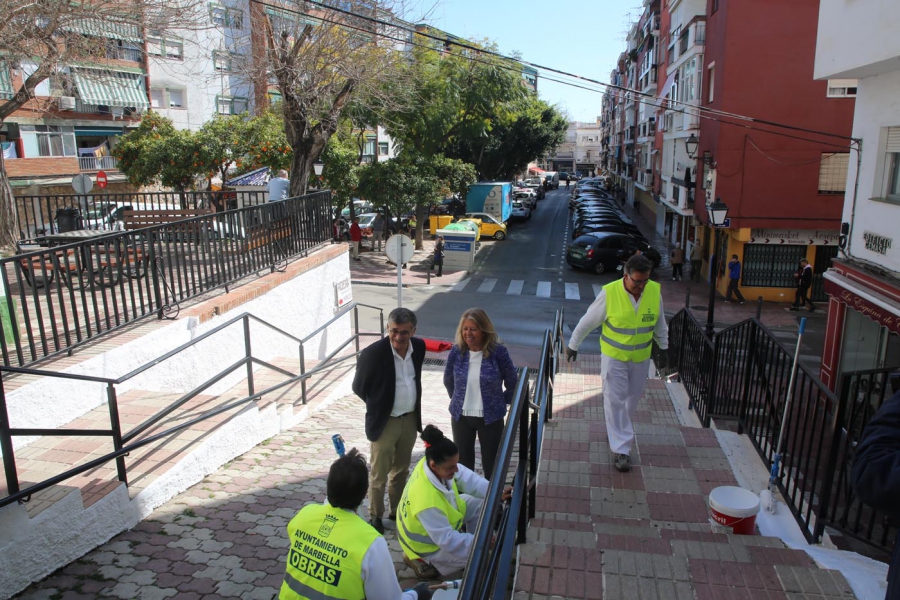 El Ayuntamiento acomete actuaciones de conservación y mejora en 90 puntos del barrio de Divina Pastora