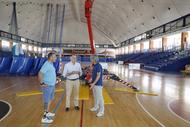 El Ayuntamiento afronta diversas mejoras en el Palacio de los Deportes Elena Benítez de San Pedro de cara al Campeonato Mundial de Baloncesto Sub-17 que se celebrará en julio