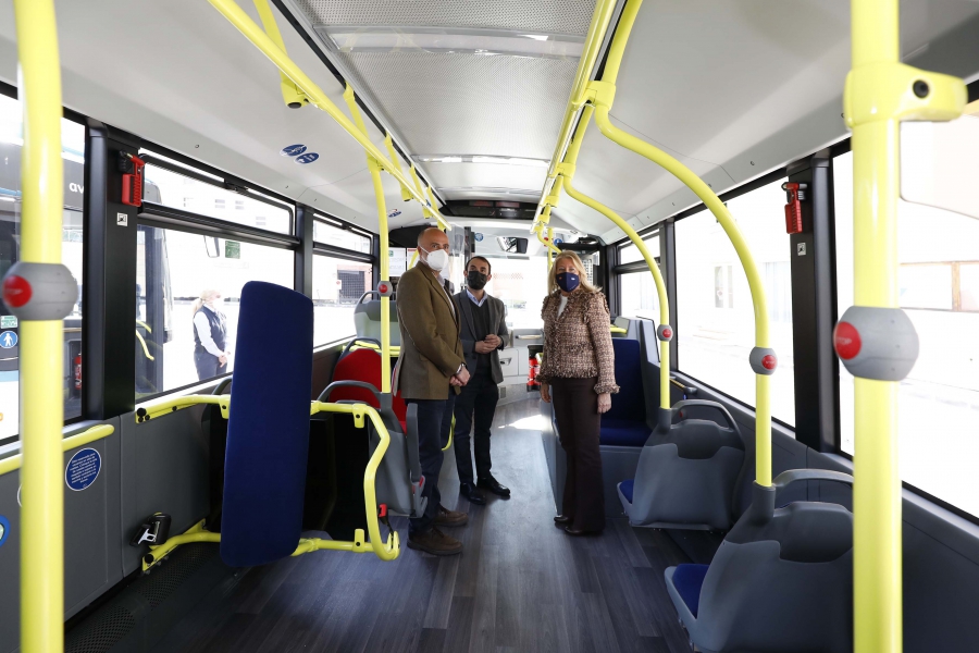 Marbella suma cinco nuevos autobuses urbanos de última generación al transporte público y pasa a contar con la mayor flota de la historia de la ciudad en una clara apuesta por la sostenibilidad