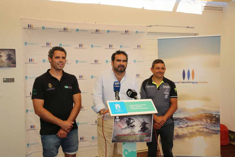 El Campeonato de España y de Andalucía de Motos de Agua 2019 recalará en la playa de la Fontanilla del 17 al 19 de mayo con la participación de más de 80 pilotos
