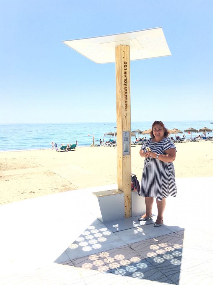 La estación wifi de la playa de La Salida de San Pedro Alcántara ya está operativa