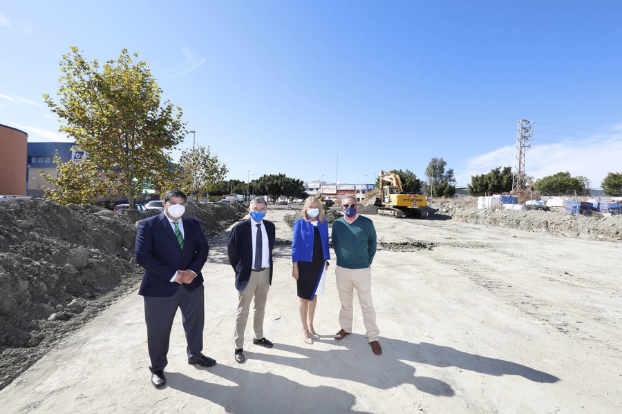 El Ayuntamiento habilitará antes de que finalice el año más de 500 nuevas plazas de aparcamiento en San Pedro Alcántara