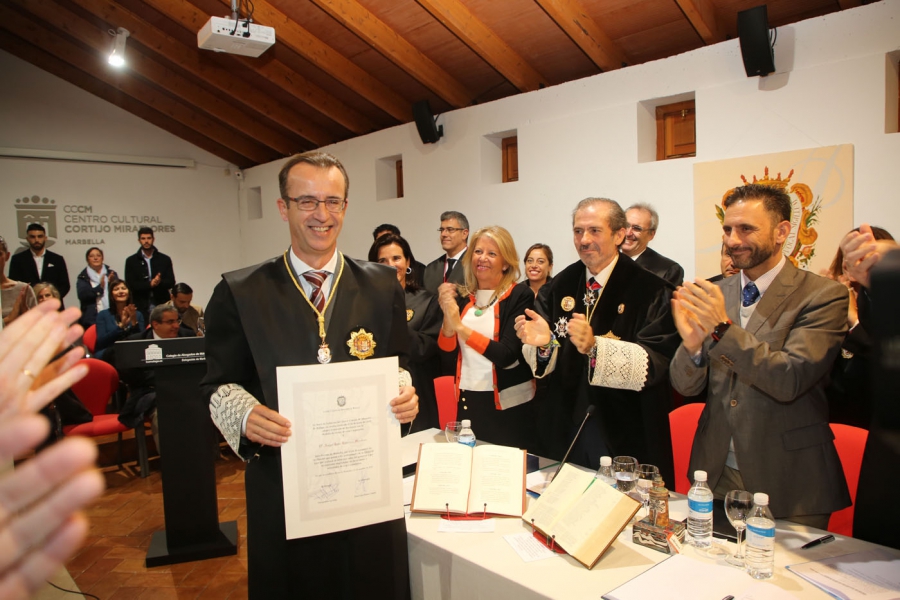 La alcaldesa destaca la figura del juez decano, Ángel Sánchez, como defensor de las infraestructuras judiciales en Marbella y su labor de proximidad con el ciudadano