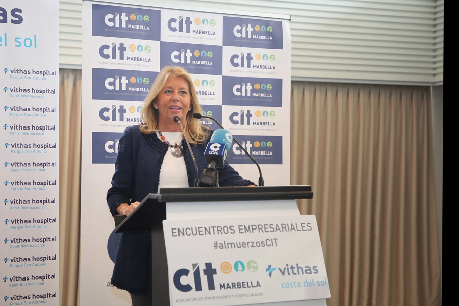 La alcaldesa destaca en el almuerzo del CIT “la solvencia económica y la apuesta por servicios públicos de calidad” y afirma que el nuevo PGOU “abrirá grandes posibilidades de desarrollo”