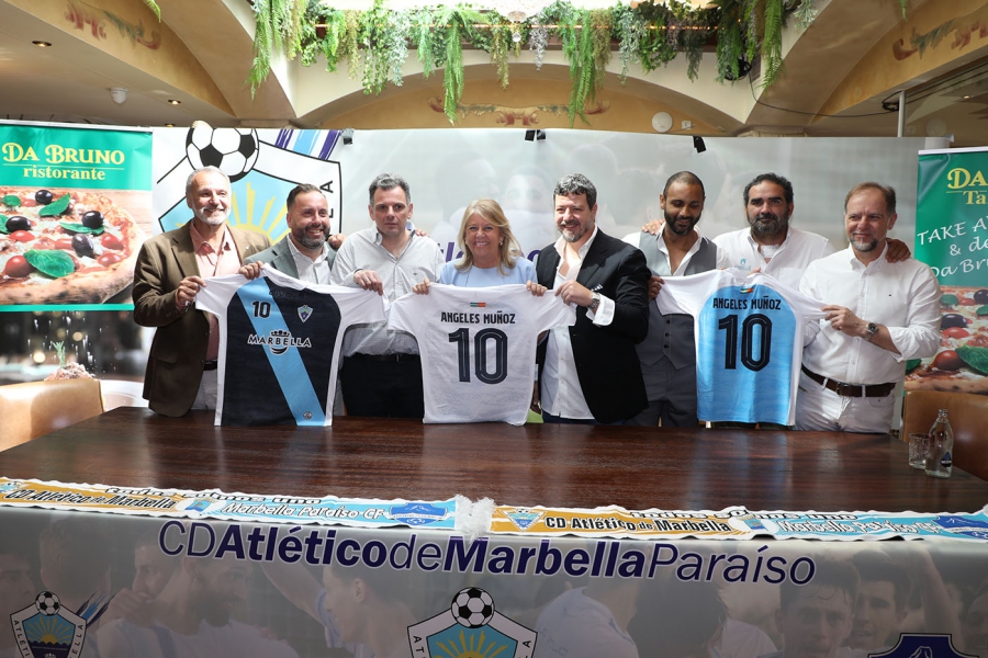 El Ayuntamiento destaca “la ilusión y el fomento de la cantera” del nuevo proyecto deportivo del CD Atlético de Marbella Balompié para la temporada 2022-2023
