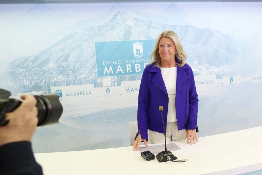 La alcaldesa denuncia que los Presupuestos Generales del Estado de 2019 “maltratan” a Marbella y dejan fuera el convenio para que las multas de los procedimientos judiciales por corrupción reviertan en la ciudad