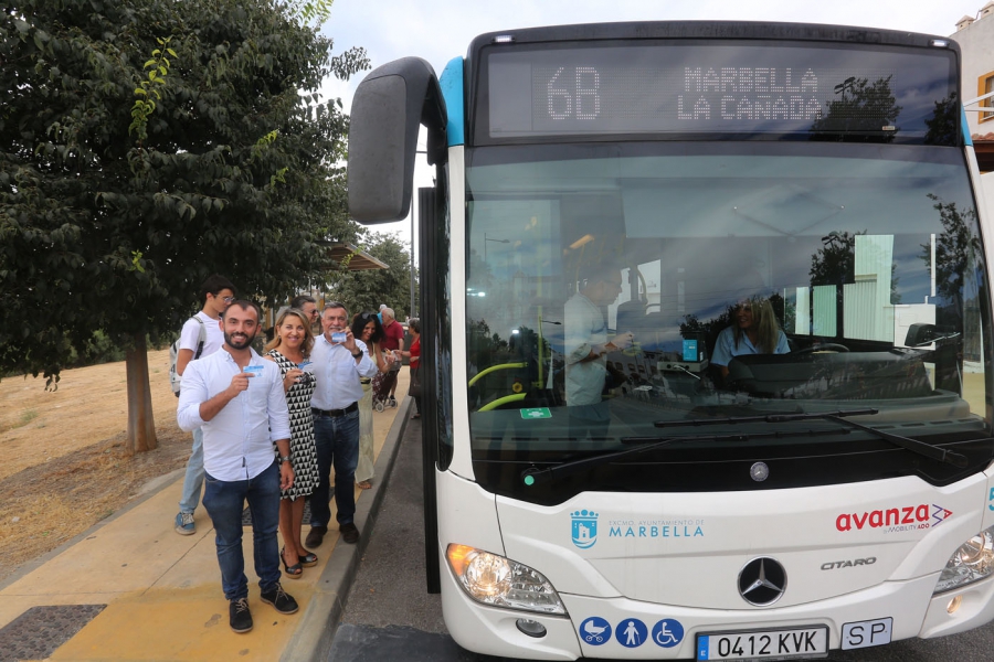 Casi un millar de personas utiliza cada día la nueva línea de autobús urbano 6B, que une Bello Horizonte con La Cañada por el centro de Marbella y la barriada Miraflores