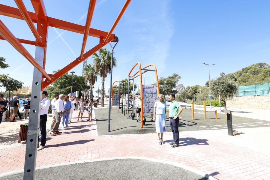 El Ayuntamiento culmina los trabajos para dotar a Xarblanca de un nuevo parque público de 7.000 m² con áreas de juegos infantiles, deportivas, circuitos peatonales y aparcamientos